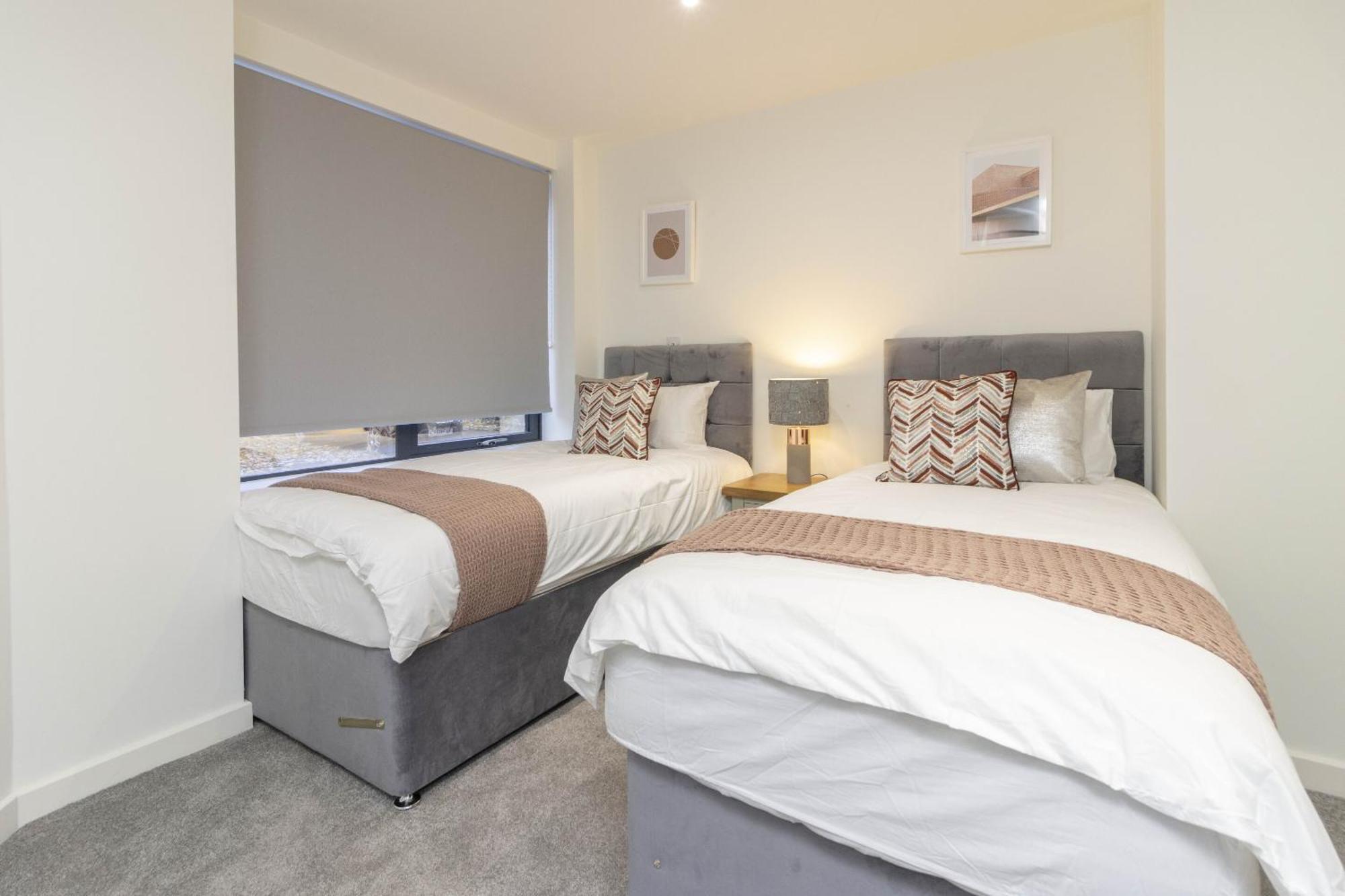 Linacre 1&2 - One And Two Bed Flat Behind The Cathedral With Free Parking And Fast Wifi Apartment Exeter Ruang foto